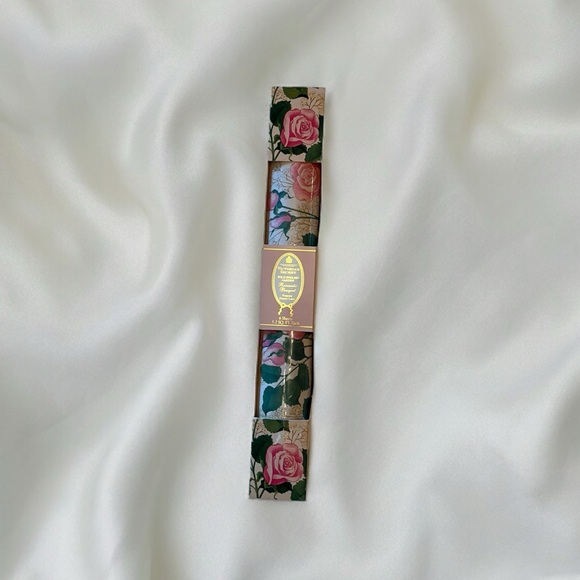 Vintage NOS Victoria’s Secret Wild English Garden Fragrant Drawer Liners Rare - Picture 1 of 9
